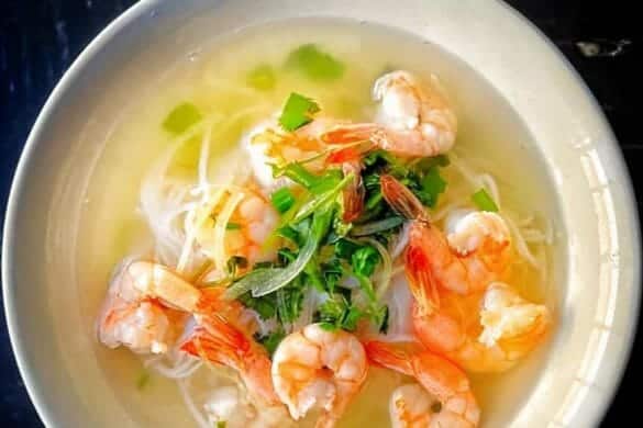 Shrimp and Lemongrass Soup