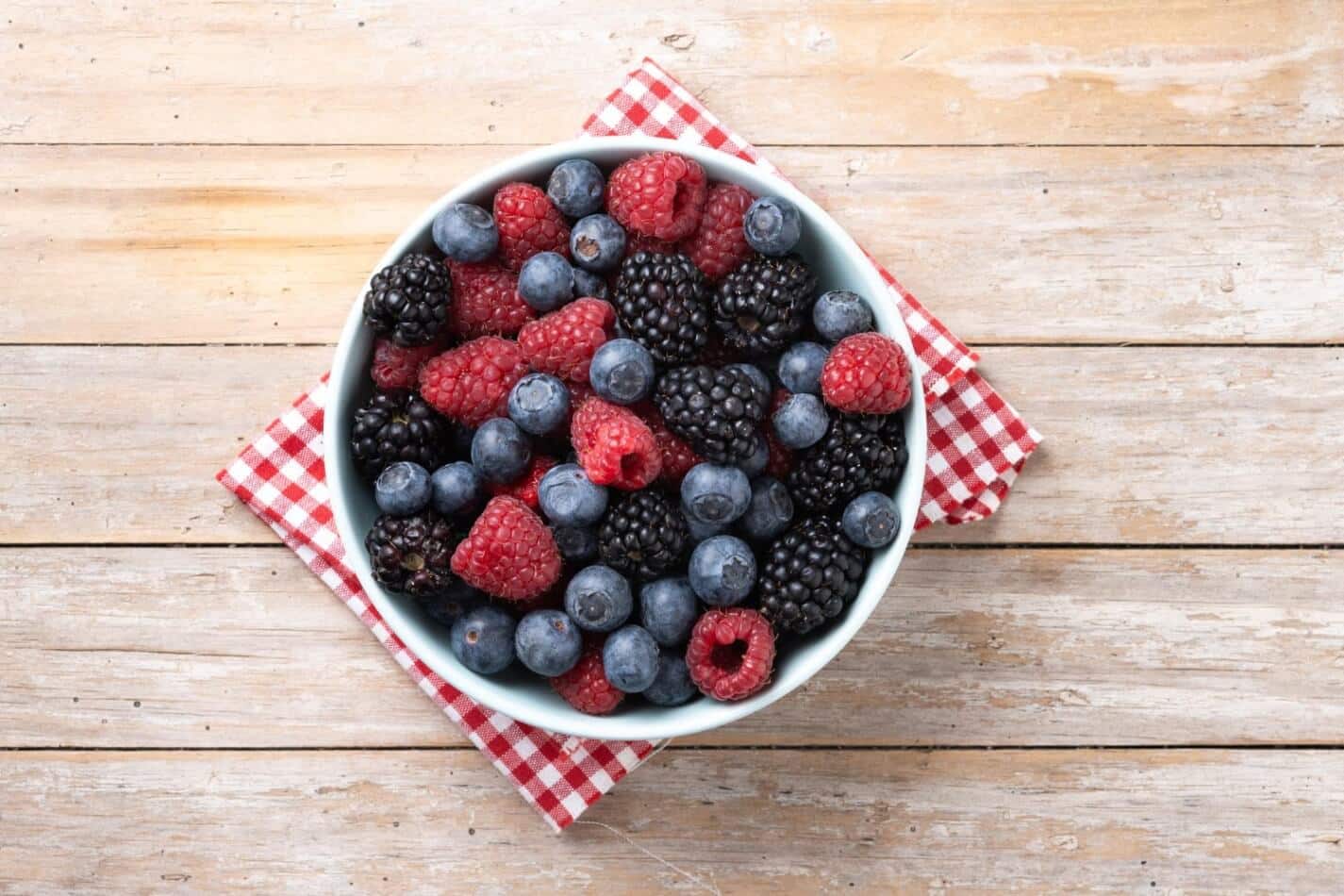 What are the Best Fat-Burning Foods to Include in Your Diet? 11 Berries