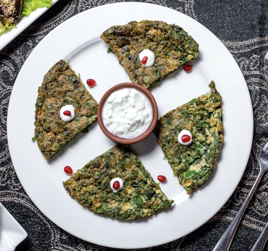 Moong daal chilla with youghurt