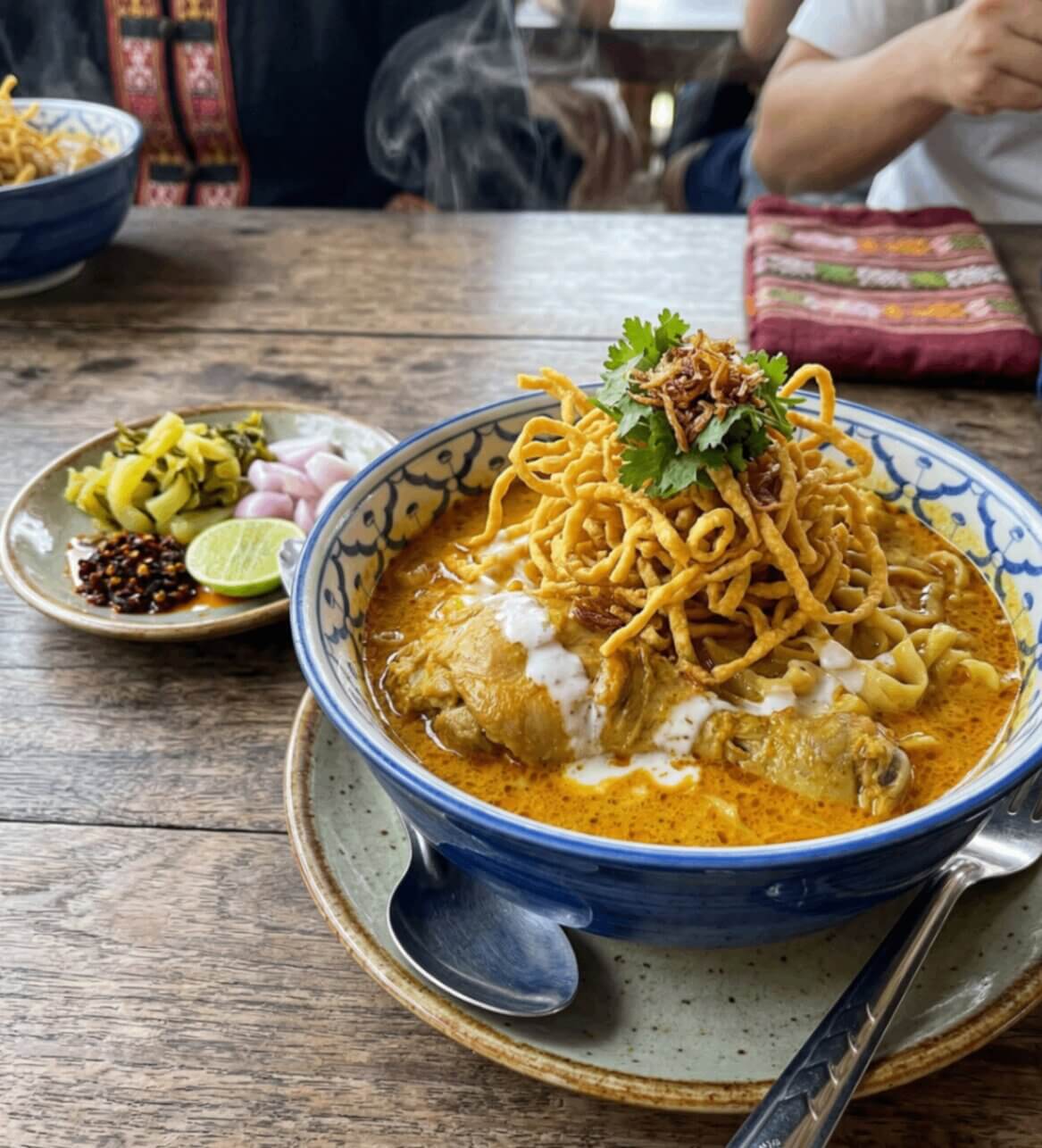 What Are the Best Thai Food Dishes You Must Try? 6 Khao Soi Northern Thai Coconut Curry Noodle Soup with Chicken and Crispy Noodles
