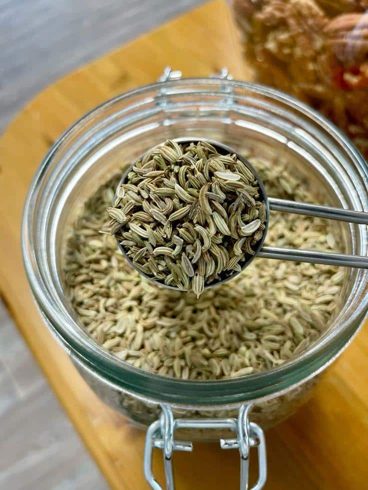 Which Fennel Seeds Benefits Matter Most? 1 Fennel seeds in a spoon used as a natural mouth freshener after meals