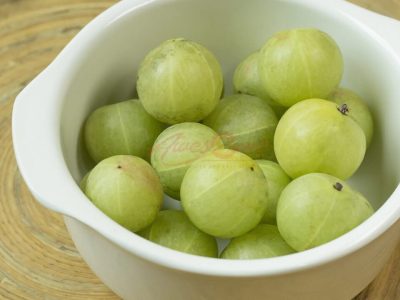 Amla: The Small, Sour Fruit Every Indian Kitchen Keeps Close