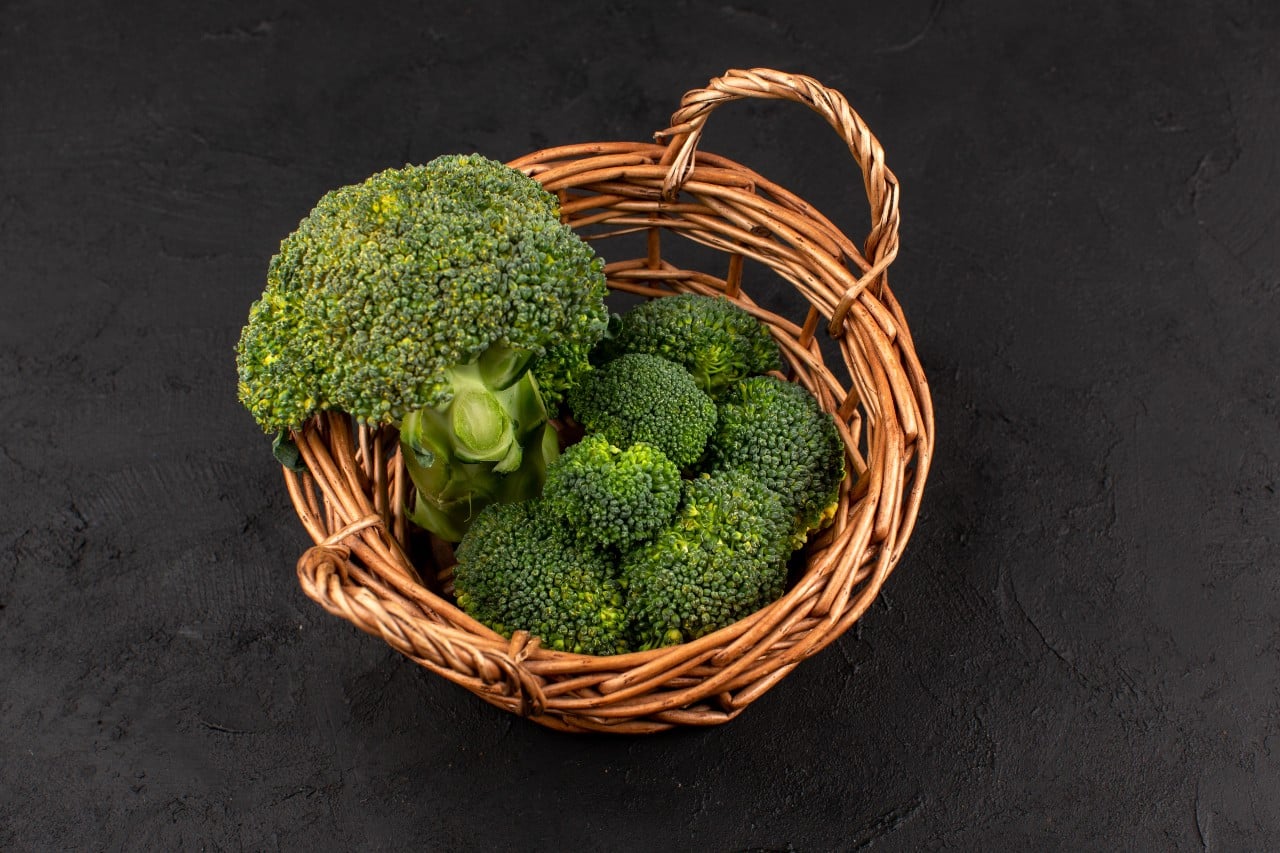 What Are the Best Food to Increase Hemoglobin For Diabetic Patient? 21 green broccoli