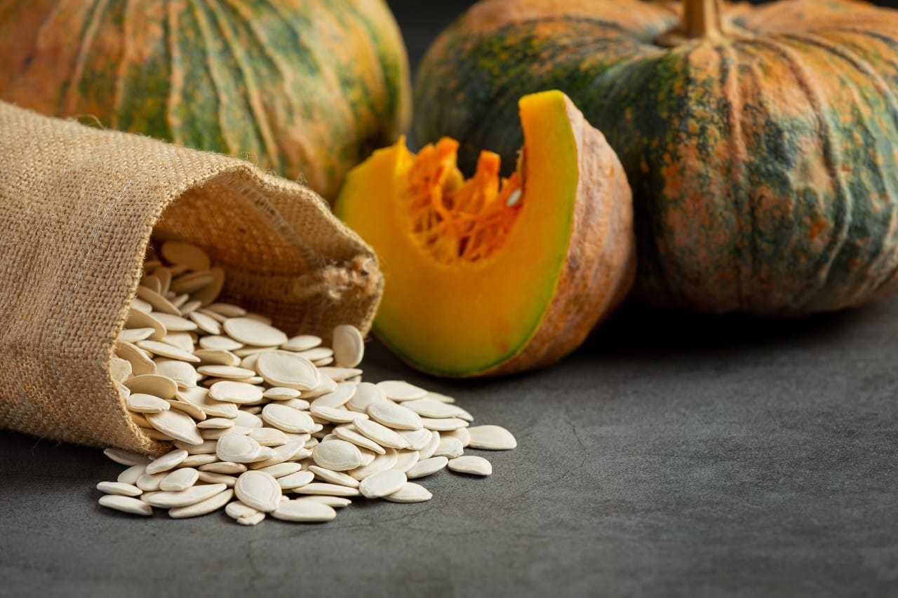 What Are the Best Food to Increase Hemoglobin For Diabetic Patient? 10 pumpkin seeds