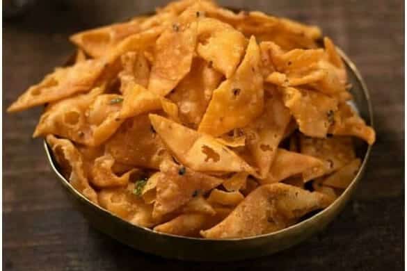Spicy Thukkada (Diamond Cuts / Diamond Biscuits)