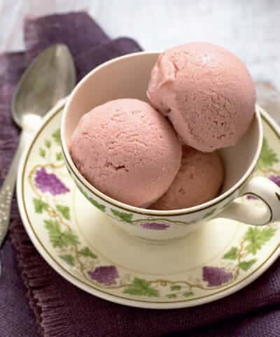 Rhubarb Custard Ice Cream