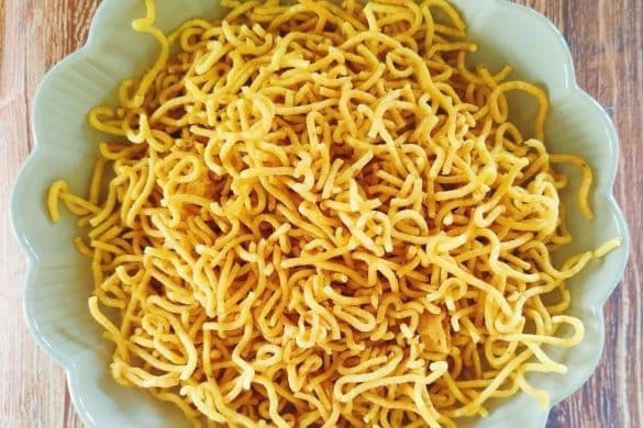 Wheat and Besan Ompodi