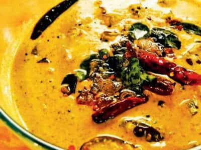 Aamras Ki Kadhi