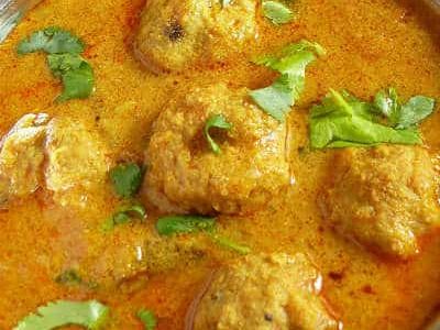 Chettinad Kola Urundai Kuzhambu