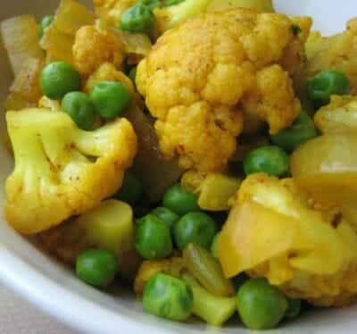 curried cauliflower peas