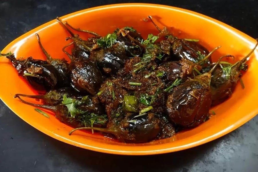 Stuffed Kathirikai Rasam Brinjal Rasam