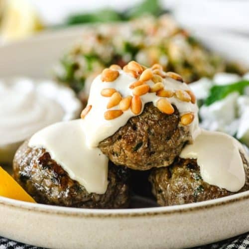 Meatballs in a Creamy Yogurt Sauce