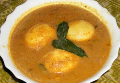 Egg and Tomato Sambar