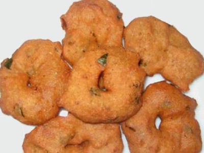 Arisi Vadai (Rice Vada)