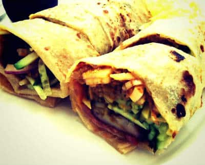 chicken roti roll