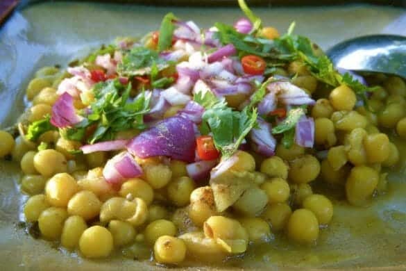 Ghugni Chaat