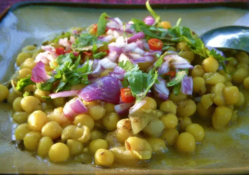 Ghugni Chaat