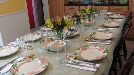 easter dinner table