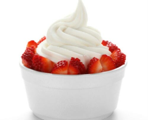 Frozen Yogurt with Strawberries