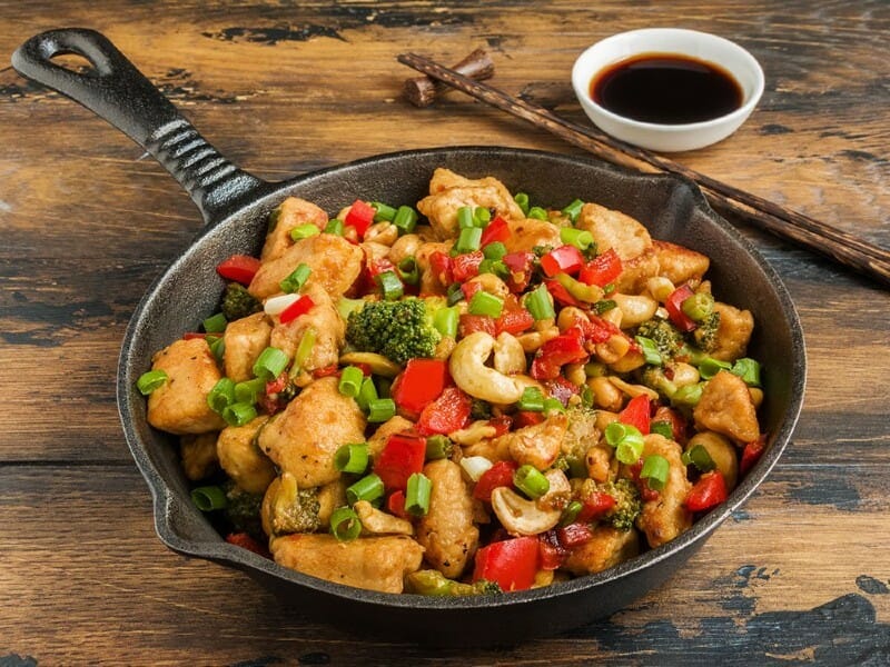 Chicken and Cashew Stir-Fry 
