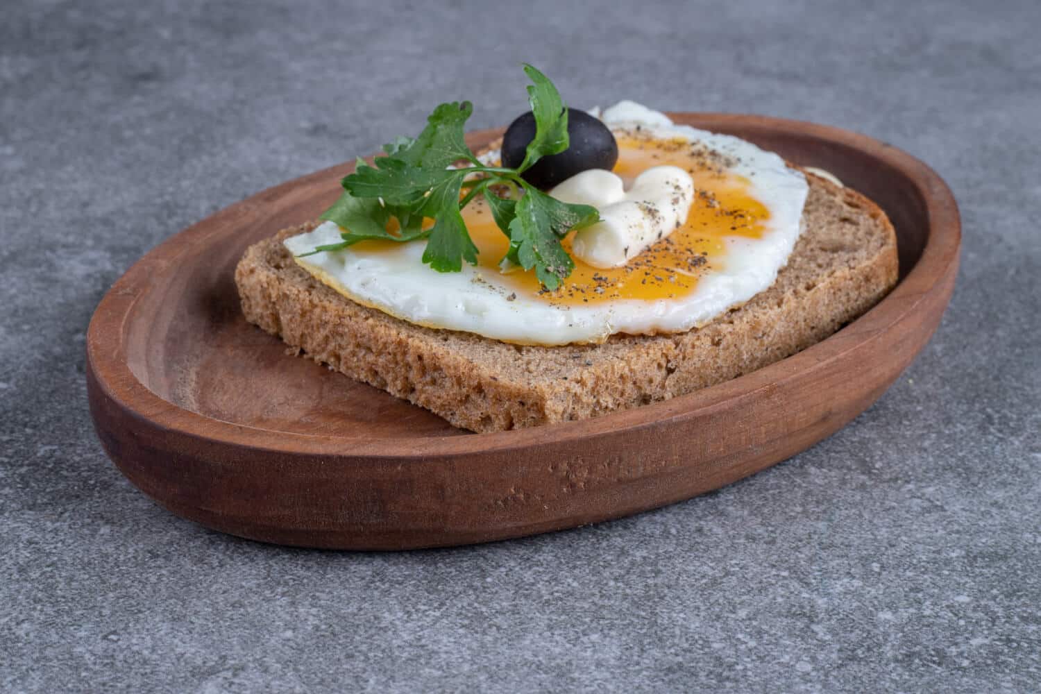 Why We Should Not Skip Breakfast? Plus 15 Easy Recipes to Fix It 2 Eggs with Whole Grain Toast