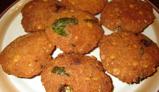 Mupparupu Vadai (Three Dal Vada)