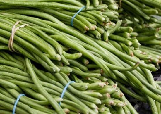 Pachai Karamani (Long Beans) Masala