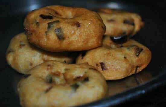 Ulundu Vadai