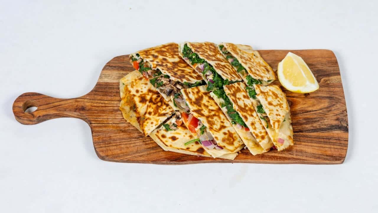 Omelette with Onion Capsicum and Spinach