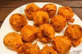 Chicken Bonda