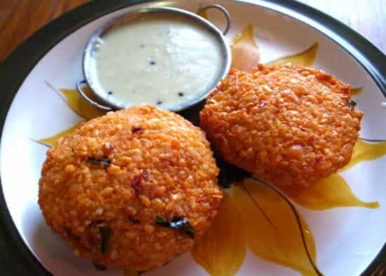 Masala Vadai with Coconut Chutney