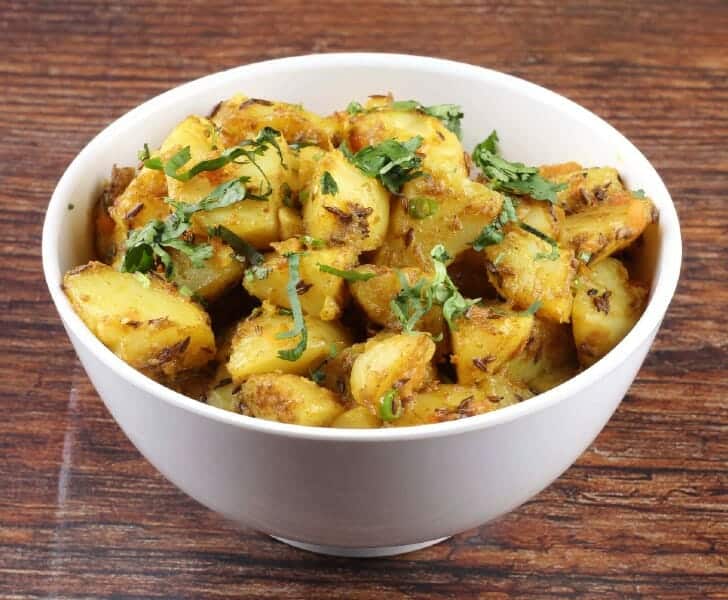Potato Onion Fry / Sukha Aloo