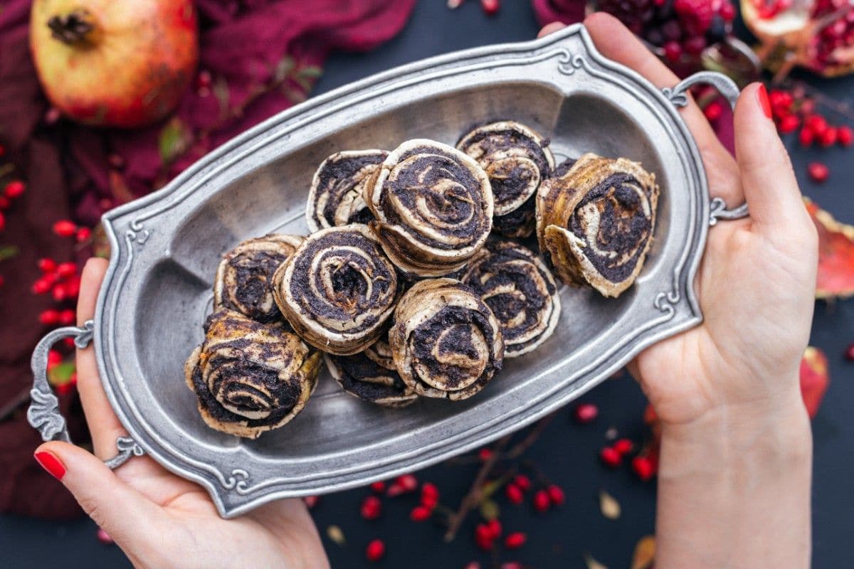 What Are the 25 New Years Party Food Ideas to Try This Year? 17 Nutella Stuffed Pastry Rolls