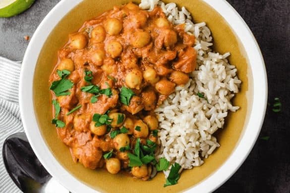Thai Coconut Curry with Chickpeas