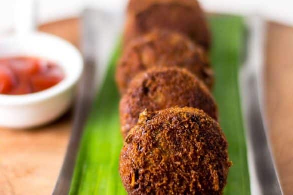 Vazhaipoo Cutlet (Banana Flower Cutlet)