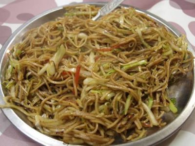 Noodles with Stir-Fried Chilli Vegetables
