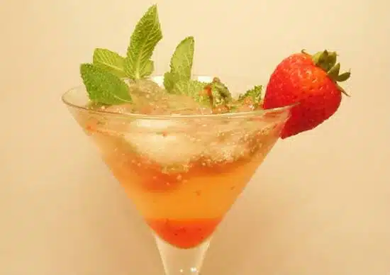 Strawberry Mint Mojito