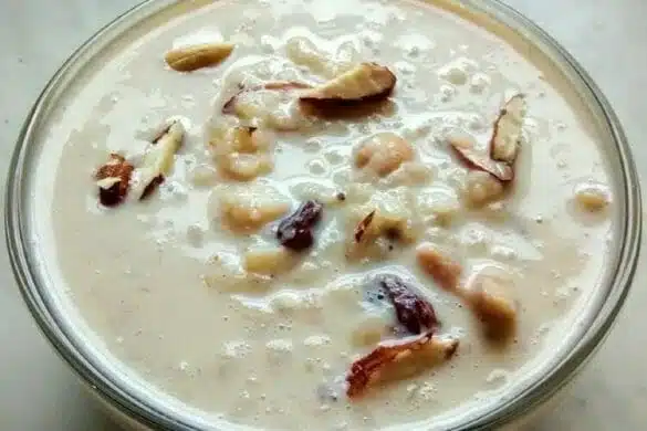 Aval Payasam (Poha Kheer)