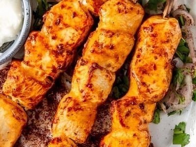 Shish Taouk (Middle Eastern Chicken Kebabs)