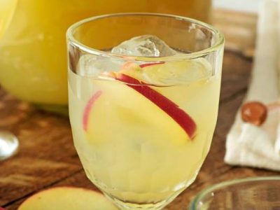 Apple and Ginger Cocktail