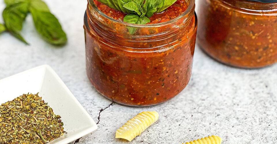 Homemade Pasta Sauce 4 Homemade Pasta Sauce