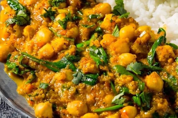 Chickpeas and Spinach Curry