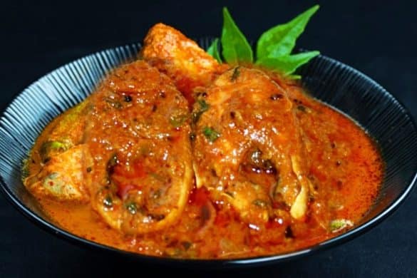 Nanjil Nattu Meen Kuzhambu (Nanjil Fish Curry)