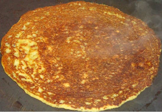 Karuveppilai Adai (Curry Leaves Adai)