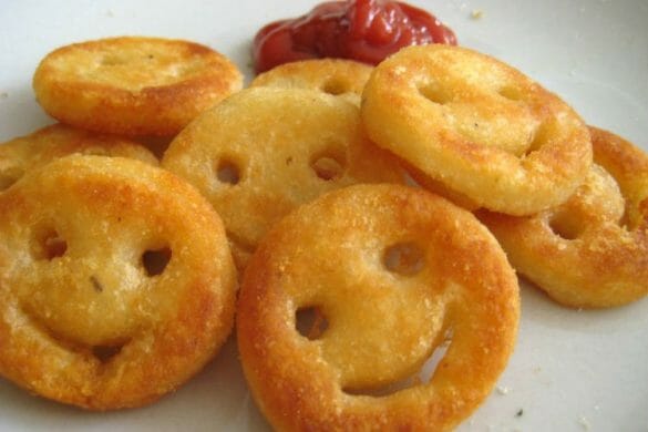 Smiley Face Potatoes (Homemade Potato Smiley)
