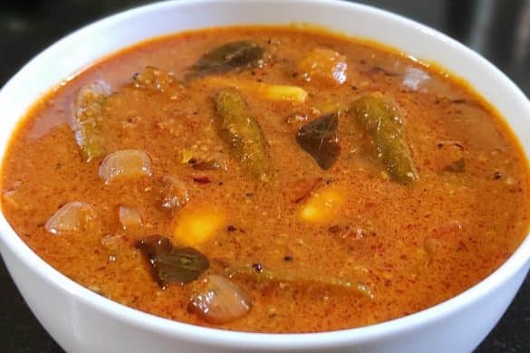 Kovakkai Puli Kuzhambu (Ivy Gourd Sambar)