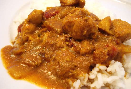 Chettinad Kozhi Kuzhambu (Chettinad Chicken Sambar)