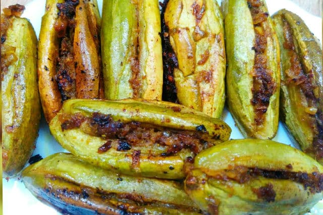 Bharwa Parval (Stuffed Pointed Gourd)