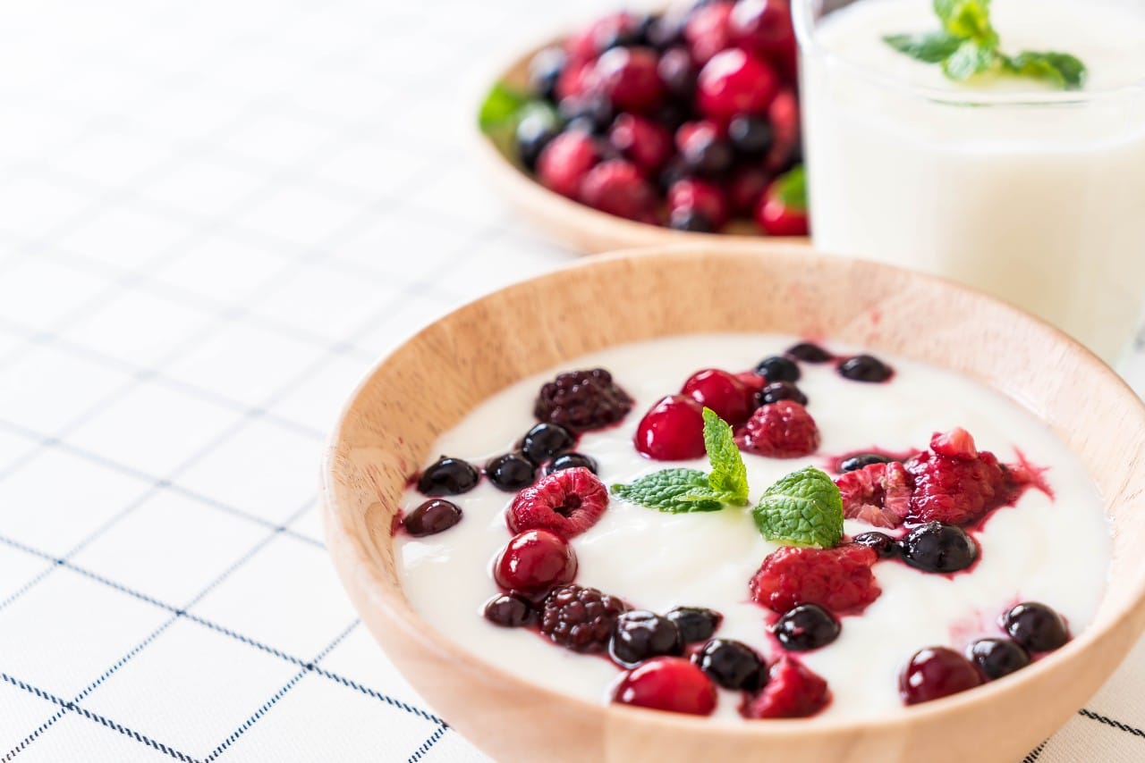 Greek yoghurt and berries
