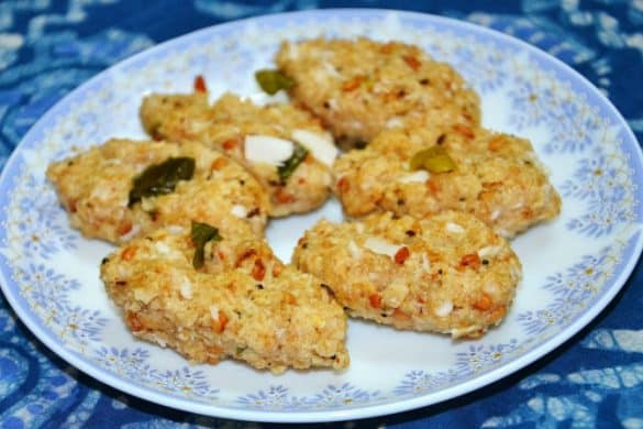 Spicy Oats Kozhukattai